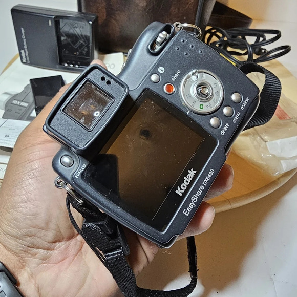 Vintage KODAK EASYSHARE DX6490 Digital Camera Bundle 2 Batteries Leather Case wo - Picture 4 of 11